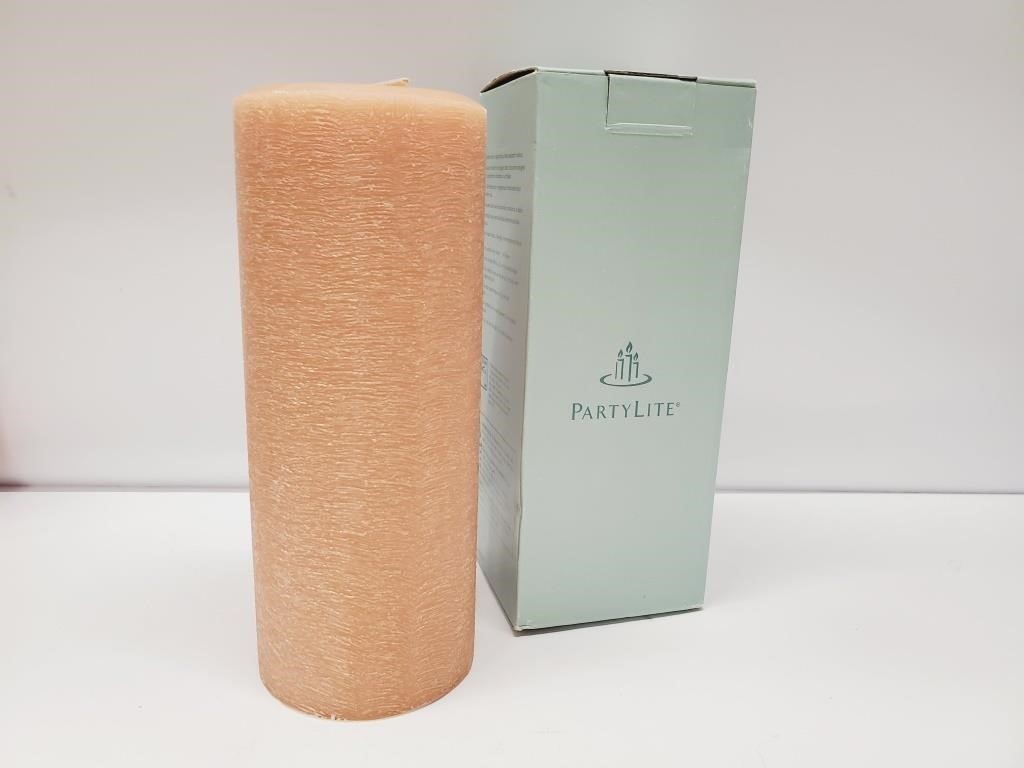 PartyLite Pillar Candle 3 x 7" in Box Cinamon