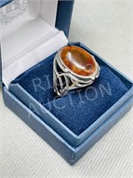 Sterling silver ring & amber - size 9.5