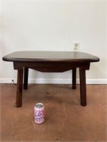 Small wooden coffee table B