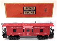Postwar Lionel 6517 underscore caboose in original