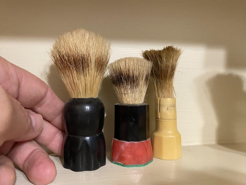 3 VINTAGE SHAVING BRUSHES