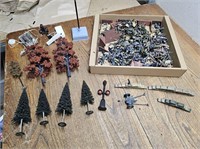 Tree's+ Various Army Men +Light's +Untested