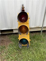 TRAFFIC LIGHT