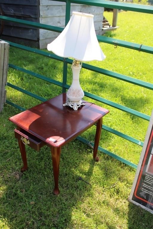 End Table & Lamp