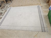 Rug white and gray 6.5x5.5