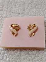Avon Breast Cancer Earrings