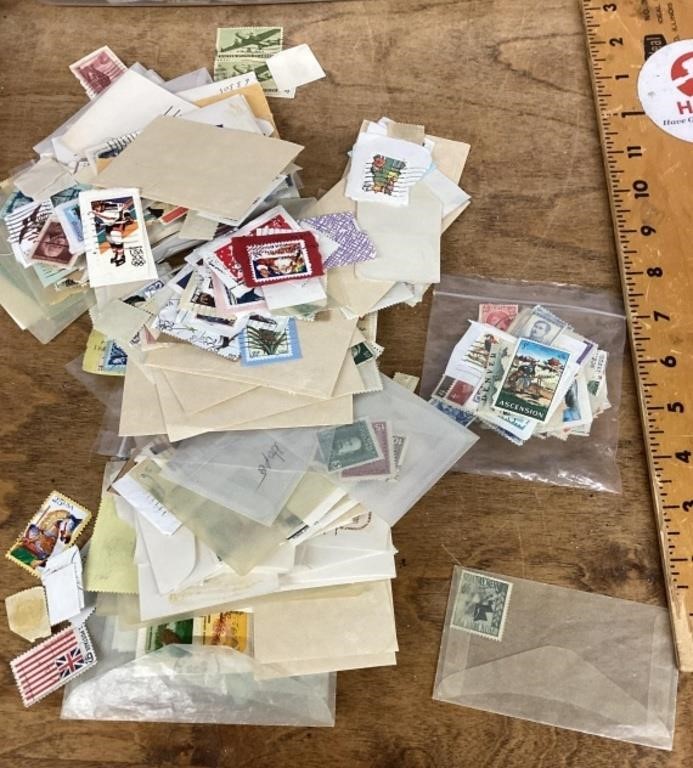 Mixed lot of stamps --many countries