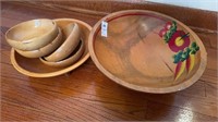 Wood bowl set