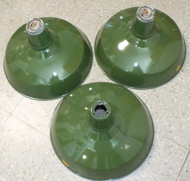 (3) VINTAGE INDUSTRIAL METAL LIGHT FIXTURES *