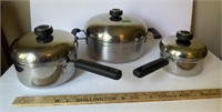 3 LeCook’s ware pots with lids