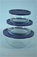 Pyrex  Glass Storage Bowls w/ Lids