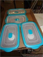 4 - NEW PLASTIC CONTAINERS