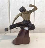 9" pottery Bruce Lee figure