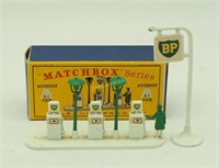 Vtg Matchbox A-1 Bp Gas Pump & Sign W/ Box