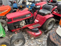 Wheel Horse 244-H Lawn Tractor