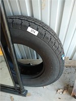 LT245/75R16 Tire
