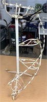 38" WHITE SPIRAL USED METAL PLANT STAND /NO SHIP