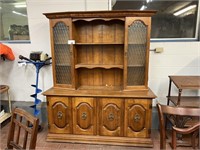 NICE WOOD HUTCH