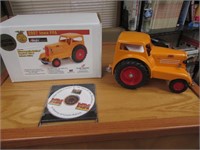 minneapolis moline comfort udlx tractor w/box