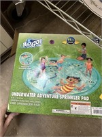 KIDS ADVENTURE SPRINKLER PAD / PUZZLE