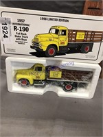 1957 INT R-190 KENT FEEDS STAKE TRUCK TOY, 1:34 SC