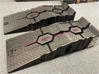 Lk New "Rhino Ramps" car ramps USA