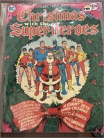 OVERSIZE COMIC BOOK CHRISTMAS W THE SUPER HEROES