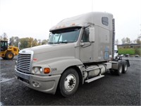 2004 Freightliner Century Class Tractor Truck