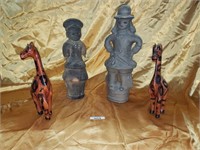 Assorted figurines (4)