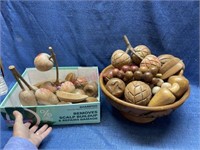 Vtg carved wood bowl & wood fruit