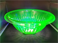 Hazel Atlas Vasalene Glass Bowl