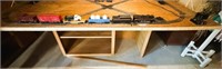 Lionel Train Set 249 w/ Train Board & Cabinet