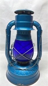 Dietz Air Pilot Cobalt Blue Globe Kerosene Lantern