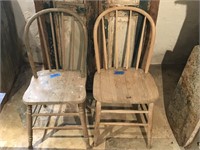 5 Antique Spindle Back Chairs
