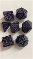 Dungeons Dragons polyhedral 7 pc dice set, purple