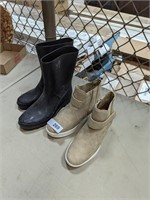 (2) Pairs of Boots