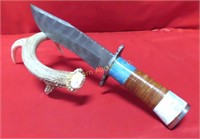 Damascus Knife w/7-1/2" Blade, Antler