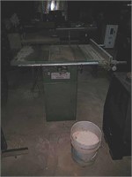 Central Machinery table saw, 10"