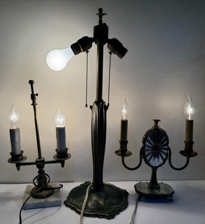 Assorted vintage lamps