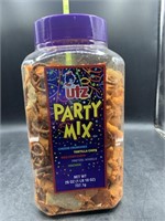 Party mix - 1lb 10oz