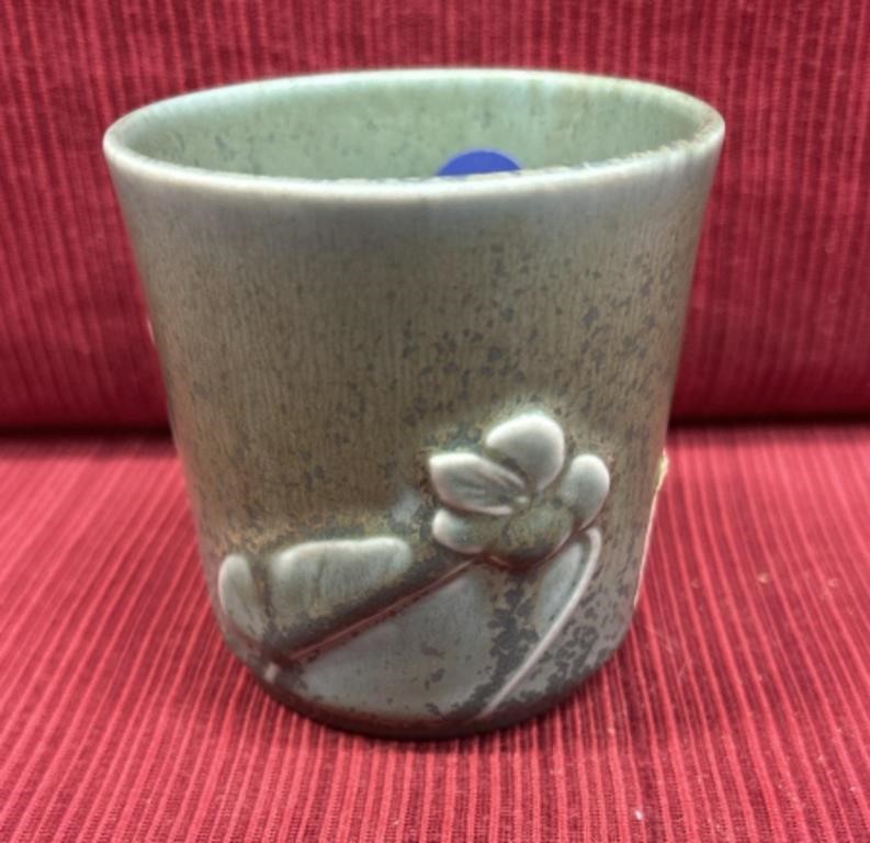 Rookwood mat green cup/vase 1937, 3.25”h
