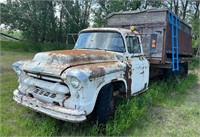 *OFF SITE* 1950's Chevrolet 1653 Truck with Hoist