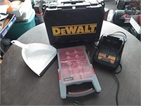 dewalt case with charger + organizer dust pan
