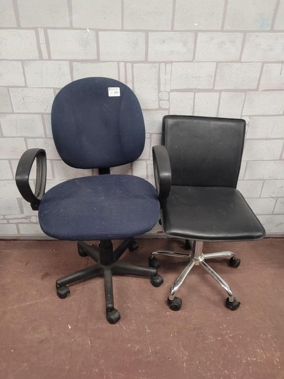 2 Office chairs