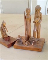 (2) Wooden People Figurines