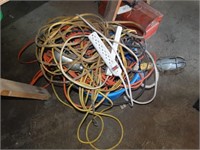 Misc. Extension Cords, Drop Lights, some show