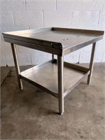 S/S 3 TIER EQUIP. STAND APPROX. 27.5" X 26" X 24"