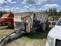 Kuhn Knight 8132 Slinger Manure Spreader