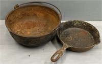 Cast Iron Bowl & Skillet Country Kitchen
