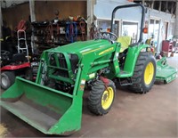 John Deere 3038E with 429 Hours, 305 Front End
